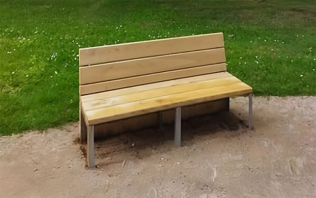BANC URBAIN PICTECO EN ACIER BRUT ET BOIS ESPACE VERT EXTÉRIEUR 
BANC 3 PLACES COLLECTIVITÉ ET PAYSAGISTE