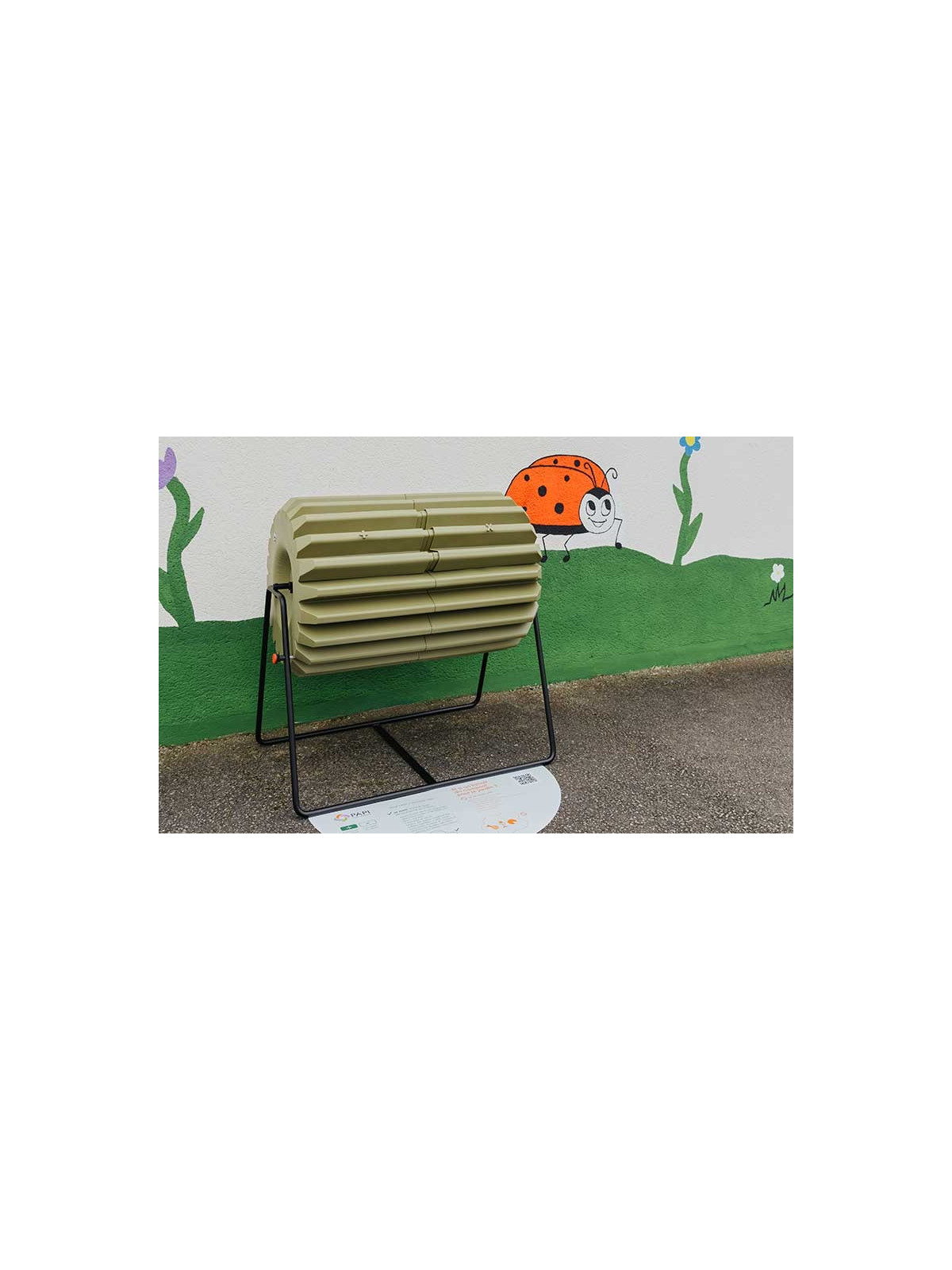 COMPOSTEUR ROTATIF RICCIO
COMPOSTEUR EN PLASTIQUE POUR JARDIN COLLECTIF
COMPOSTEUR POLYÉTHYLÈNE POUR ÉCOLE