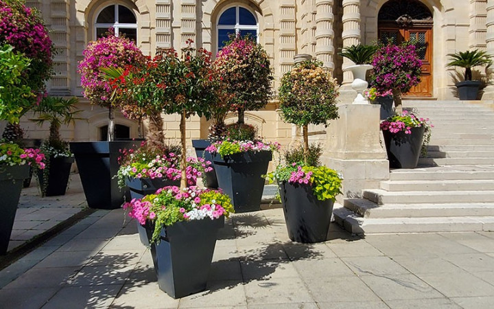 JARDINIERE POT CARRE POLYETHYLENE