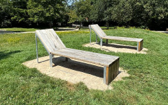 CHAISE LONGUE EXTERIEUR PARC ET JARDIN URBAIN
MÉRIDIENNE TRANSAT ET BAIN DE SOLEIL PUBLIC POUR COLLECTIVITÉ