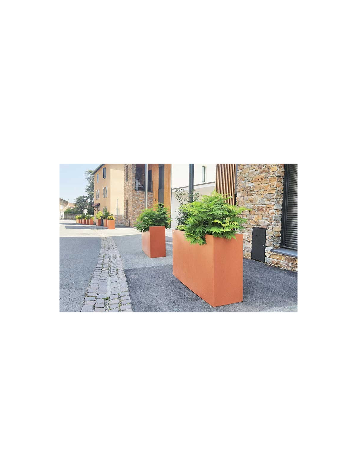 JARDINIÈRE SÉPARATEUR 2 X 80 L
JARDINIÈRE HAUTE
DESIGN POUR TERRASSE
BAC A FLEUR RECTANGLE MODERNE ESPACE EXTÉRIEUR