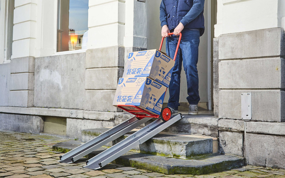 RAMPE TELESCOPIQUE UNIVERSELLE