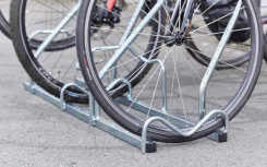 RATELIER 2 VELOS AVEC ARCEAU GAINE