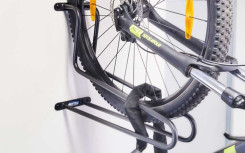 SUPPORT VELO MURAL VERTICAL