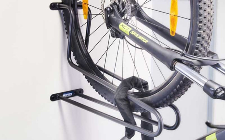 SUPPORT VELO MURAL VERTICAL