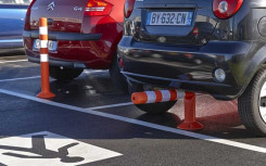 POTEAU DE SIGNALISATION A FIXER