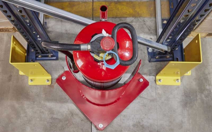 SUPPORT PROTECTEUR D'EXTINCTEUR