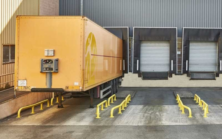 LOT 2 GUIDES ROUES DE CAMION CINTRES