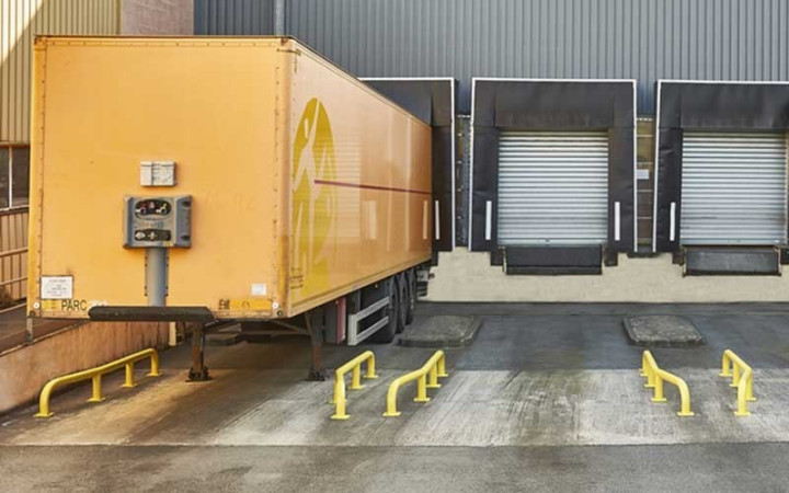 LOT 2 GUIDES ROUES DE CAMION CINTRES