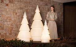 SAPIN FOREST LUMINEUX 1.5 M
DÉCORATION LUMINEUSE POUR TERRASSE EXTERIEUR OU COURS D’HÔTEL ET RESTAURANT