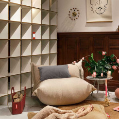 COUSSIN DESIGN KING MOBILIER MODERNE ET TENDANCE POUR VOS ESPACE INTERIEUR DE DETENTE PROFESSIONNEL