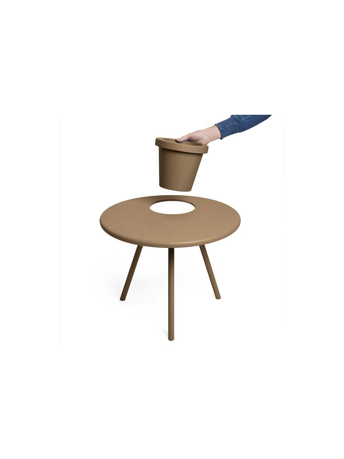 TABLE A PLANTE DESIGN BAKKES
CETTE TABLE MODERNE ET TENDANCE POUR INTERIEUR ET EXTERIEUR