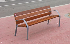 BANC EXTERIEUR ARDOUR BOIS EXOTIQUE DE VILLE 
BANC NEOBARCINO MODERNE POUR ESPACE PUBLIC
MOBILIER URBAIN POUR COLLECTIVITÉ