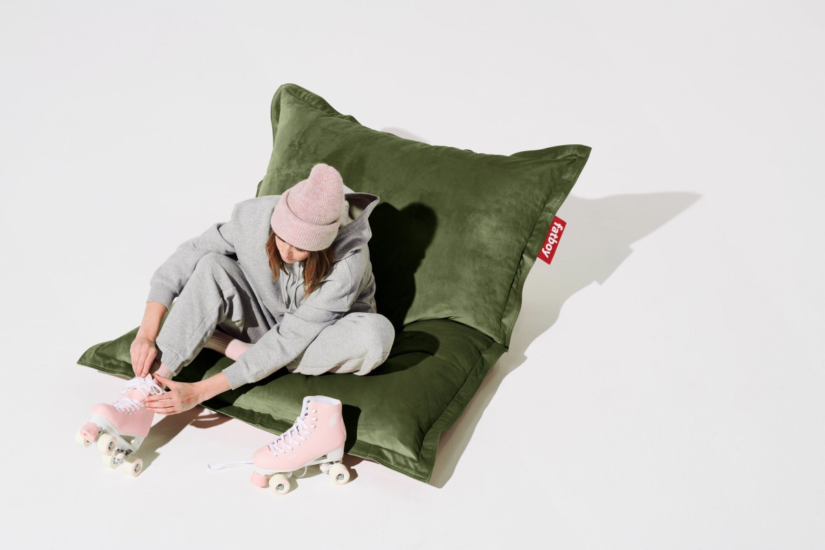 Pouf d'intérieur design en vélours avec bille de polystyrène recyclé