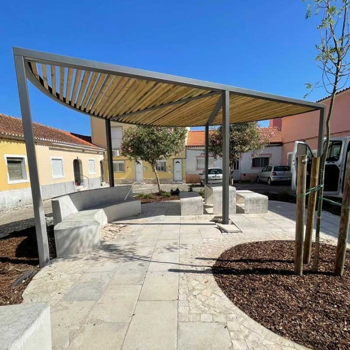 Pergola exterieur design MEIA LUA, aménagement ombragé MICROCUBO