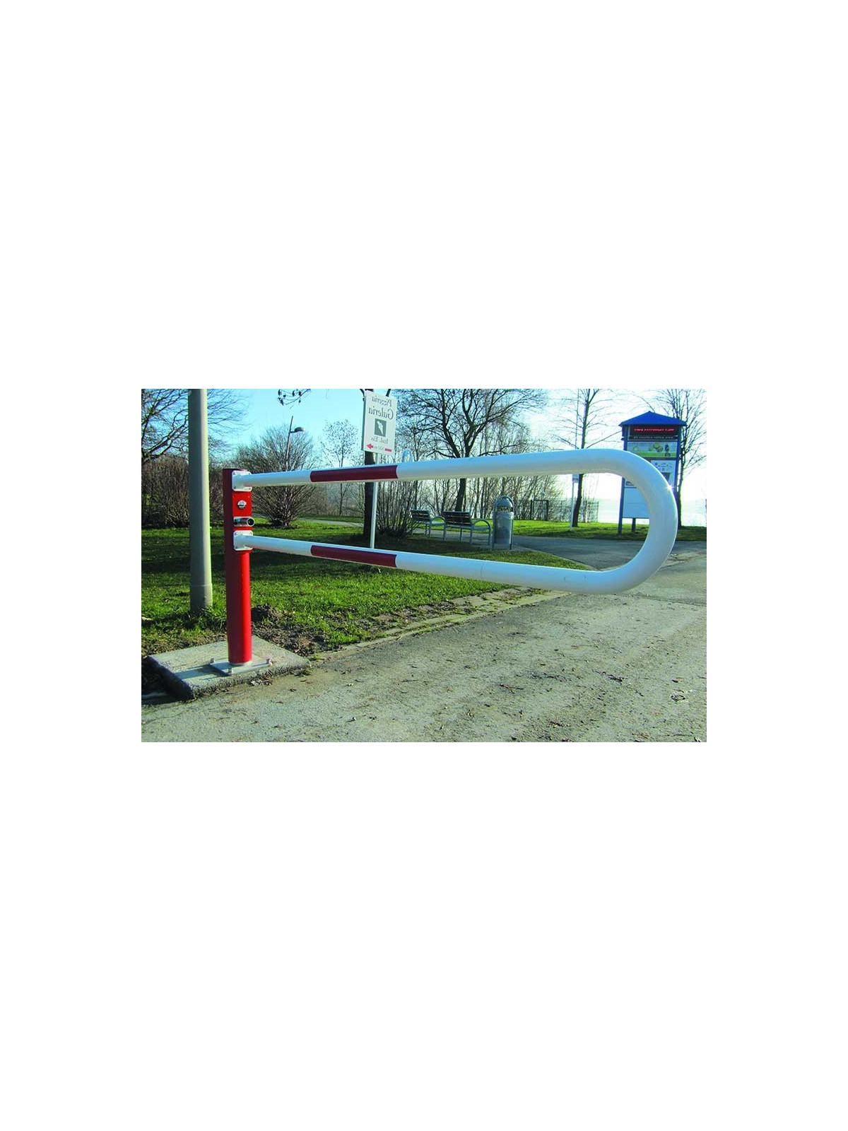 BARRIERE PIVOTANTE ROUGE ET BLANC 1000 A 3000 mm