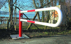 BARRIERE PIVOTANTE ROUGE ET BLANC 1000 A 3000 mm