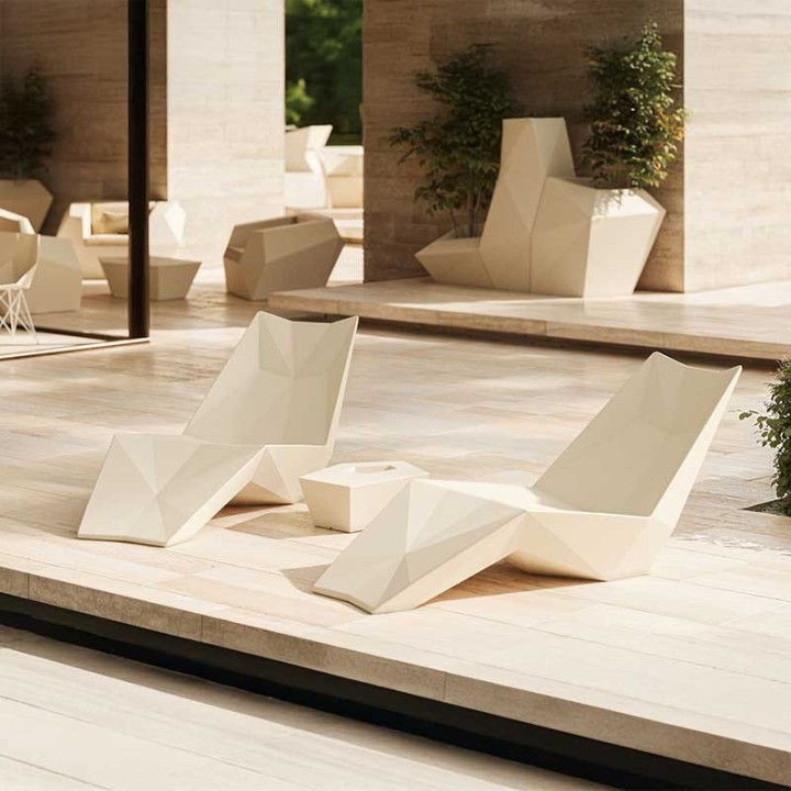 Bain de soleil FAZ design polyéthylène style design et moderne