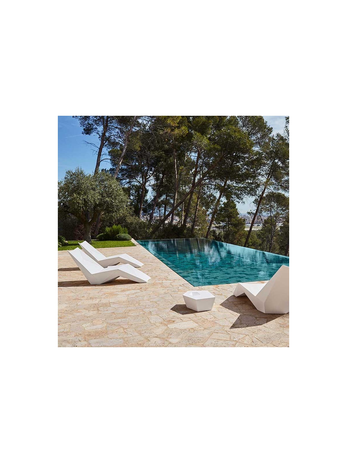 Bain de soleil FAZ design polyéthylène style design et moderne