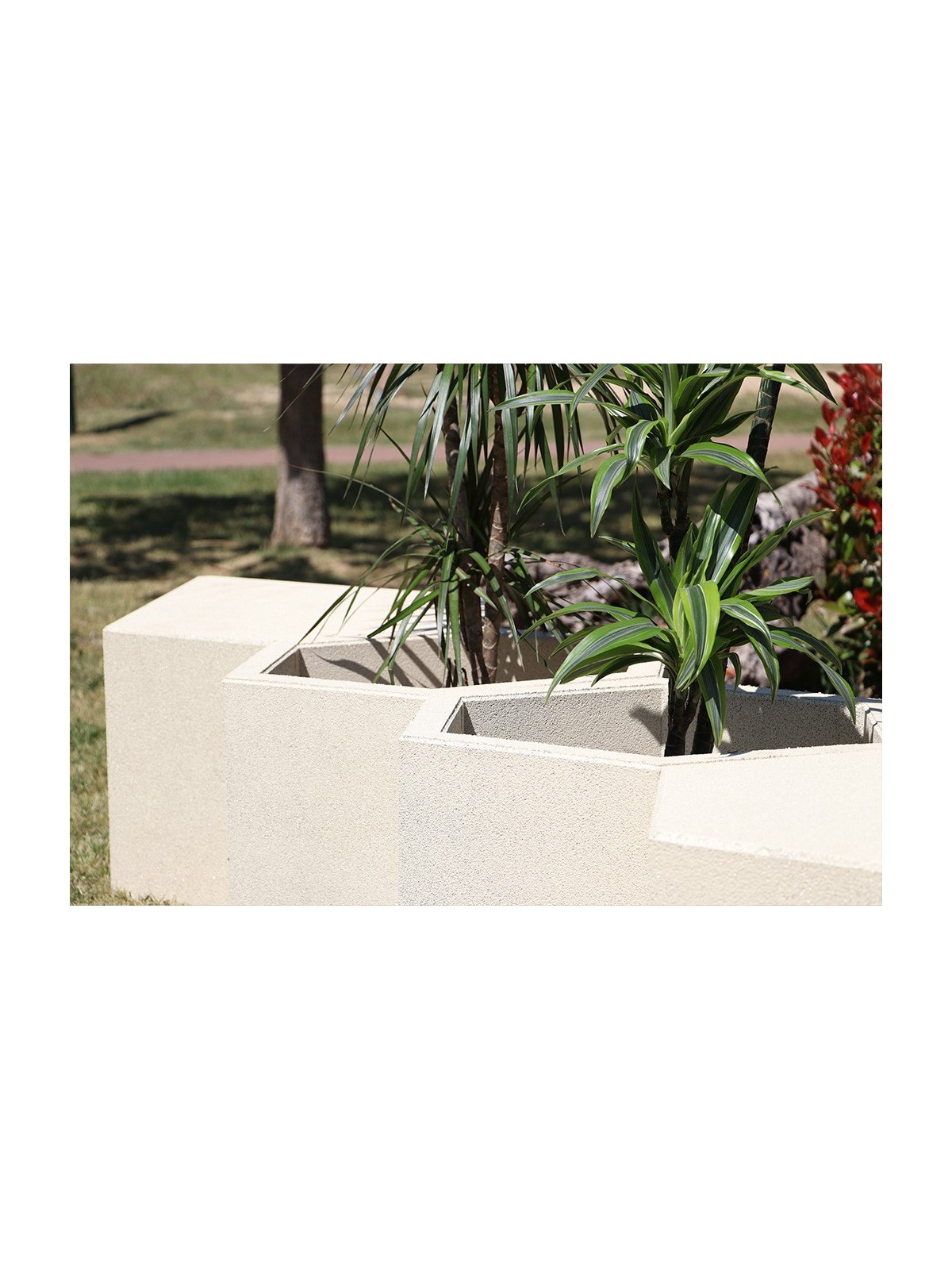 Jardinera Neulogic – Jardinière urbaine recyclée | Neusus Urban