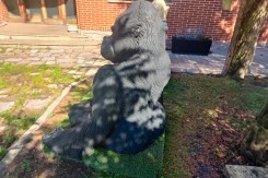 Escultura Gorila – Sculpture urbaine recyclée | Neusus Urban