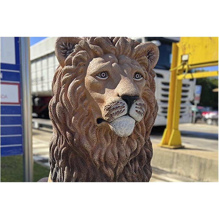 Escultura León – Sculpture lion recyclée | Neusus Urban
