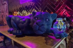 Sculpture Panthère Noire | Sculpture réaliste en caoutchouc recyclé