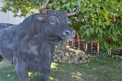 Sculpture Toro Neusus Urban | Taureau déco durable