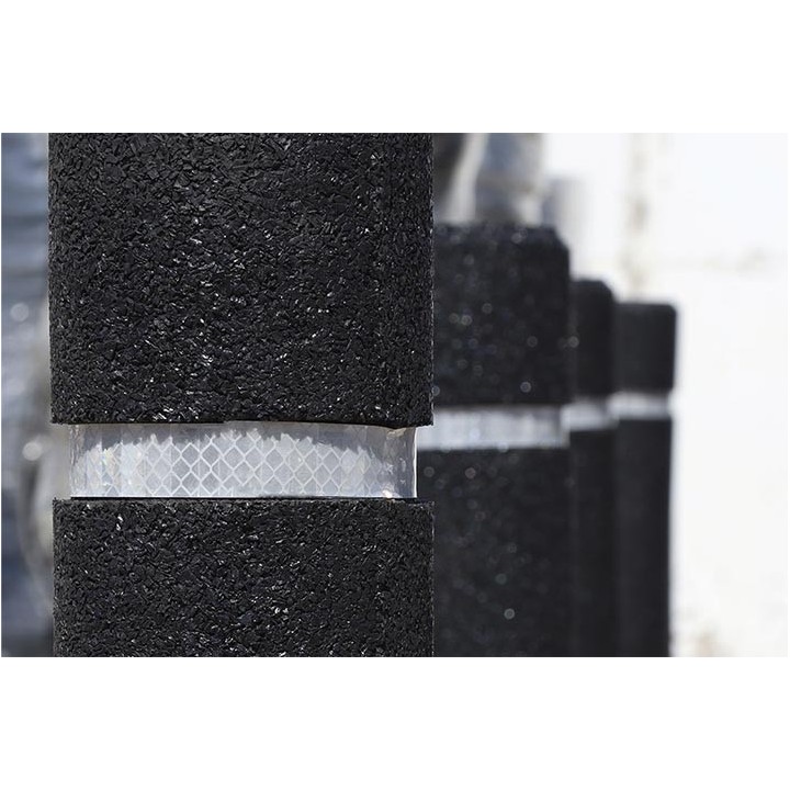 Potelet extérieur City à sceller caoutchouc 100 % recyclé Neusus Urban