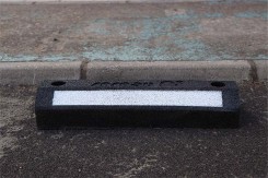 Butoir de parking durable en caoutchouc recyclé – Neusus Urban