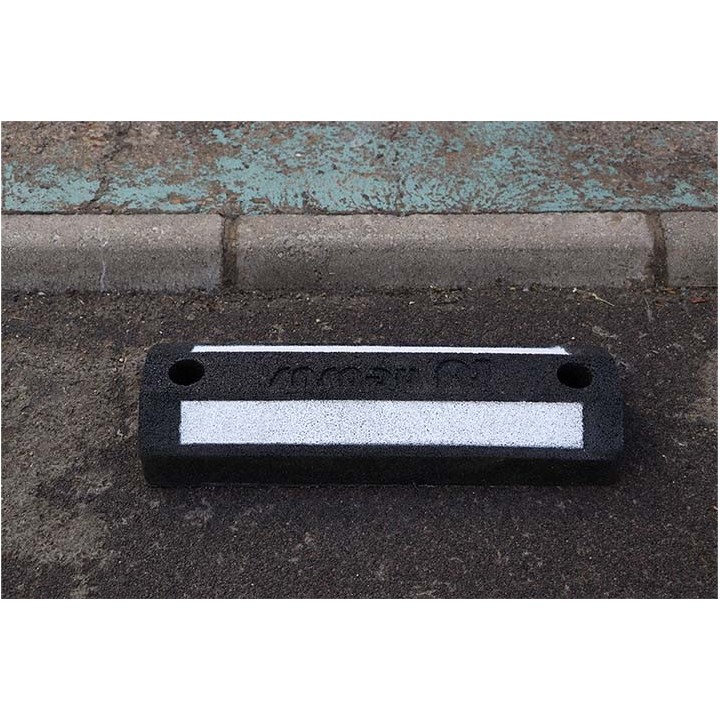 Butoir de parking durable en caoutchouc recyclé – Neusus Urban