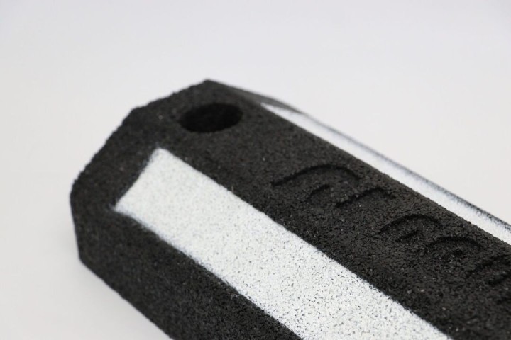 Butoir de parking durable en caoutchouc recyclé – Neusus Urban