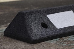 Butoir pour camions robuste en caoutchouc recyclé – NEUSUS URBAN