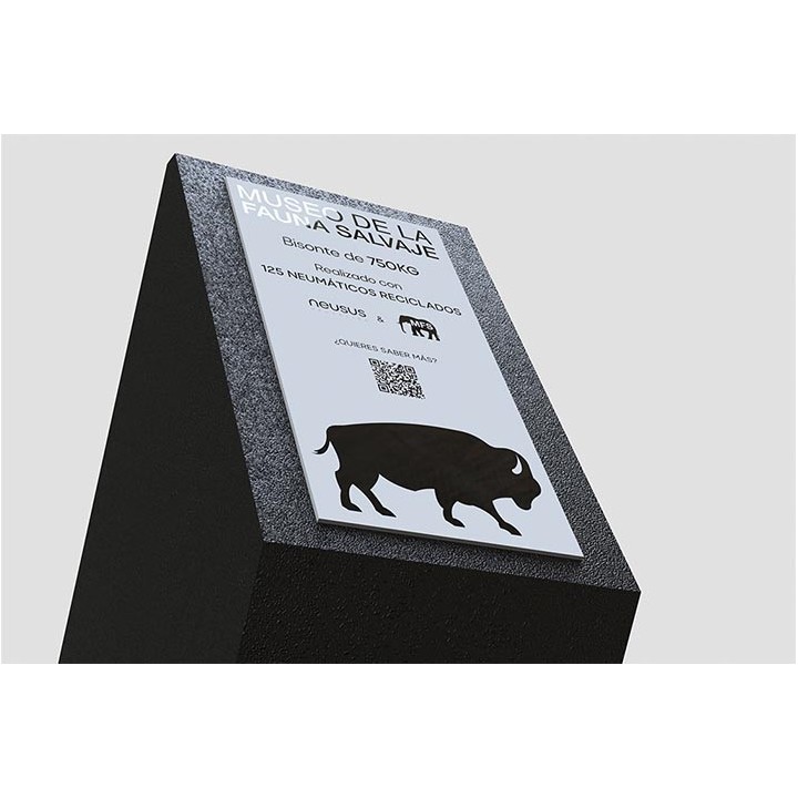 Totem de signalisation urbaine Neulogic – Neusus Urban