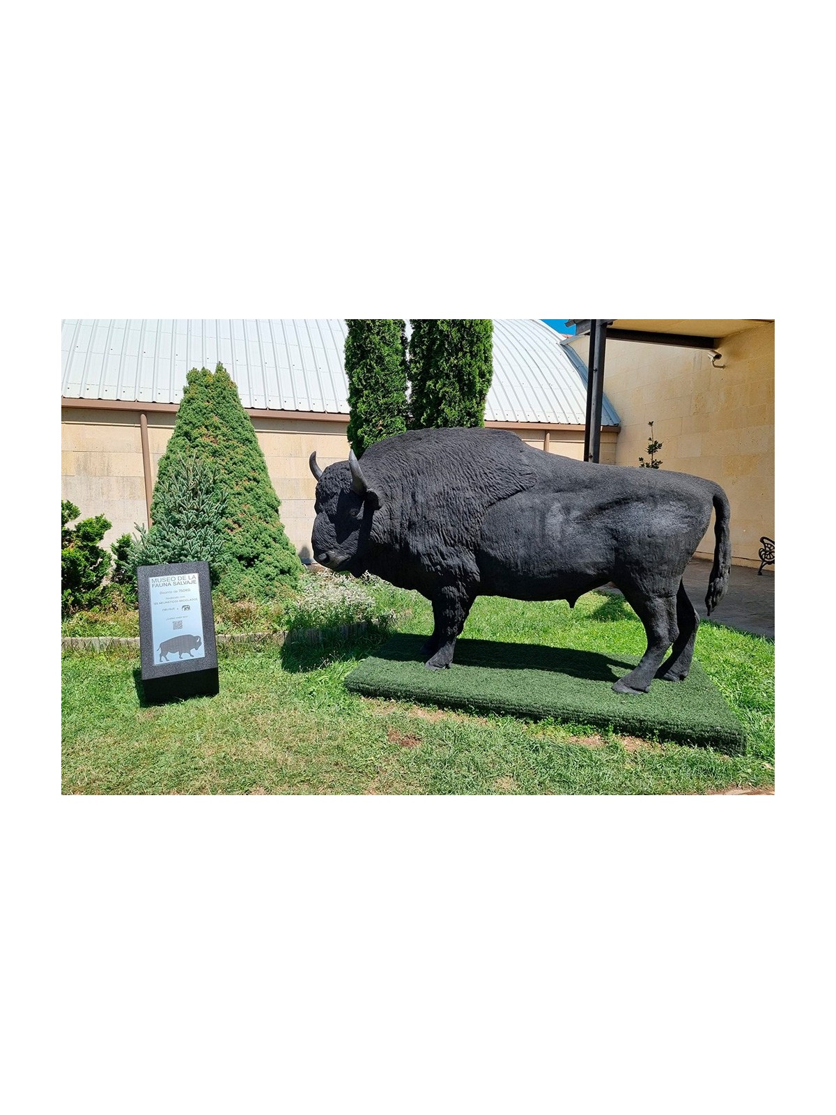 Totem de signalisation urbaine Neulogic – Neusus Urban