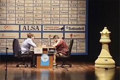 Grande dame décorative – Élément urbain Neusus Urban