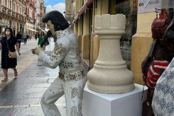 Pièce d’échecs tour XXL – Neusus Urban