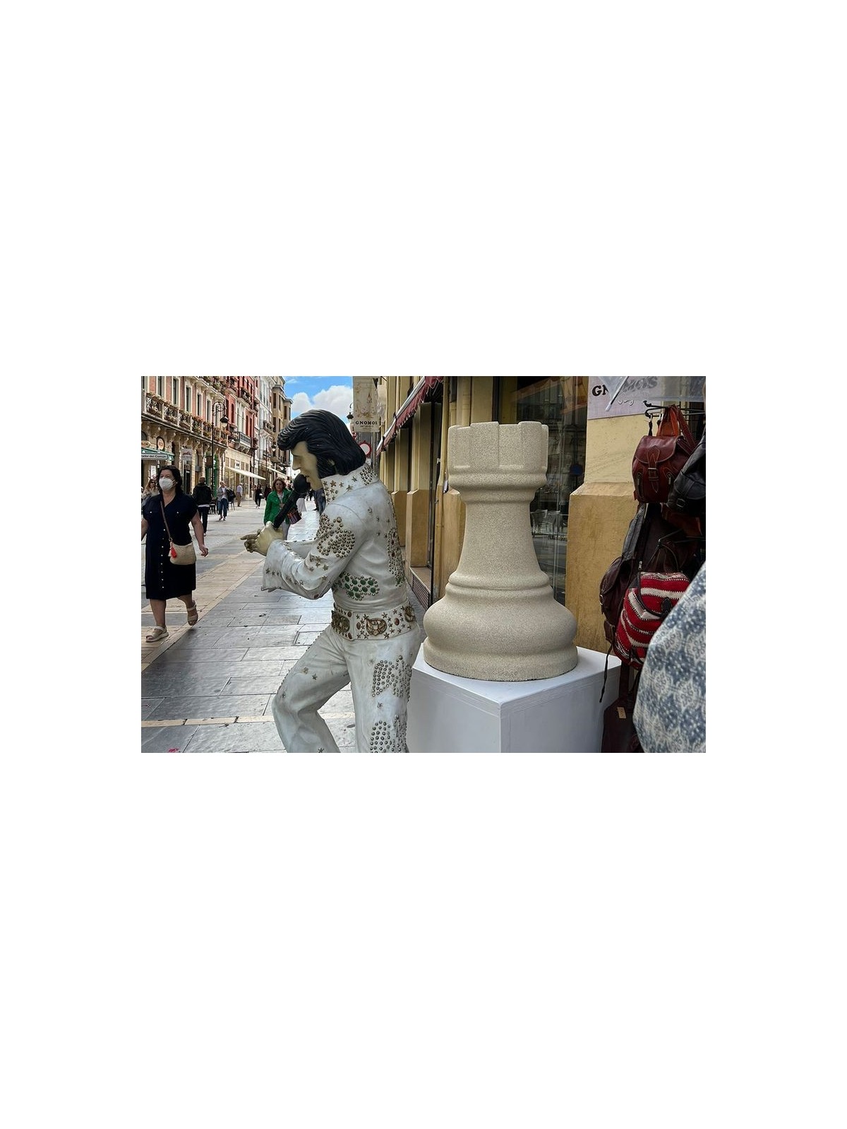 Pièce d’échecs tour XXL – Neusus Urban