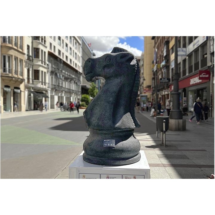 Cavalier géant – élément urbain grand format | Neusus Urban