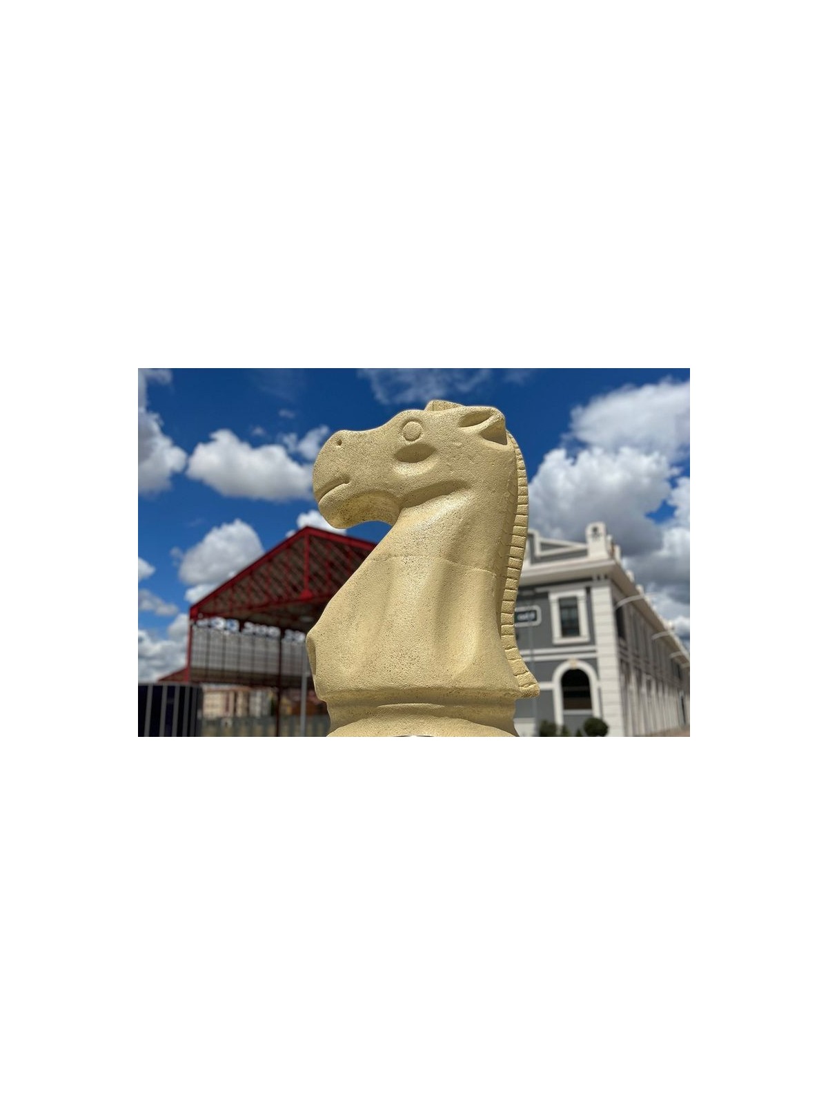 Cavalier géant – élément urbain grand format | Neusus Urban