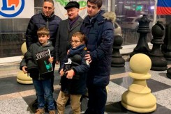 Pion géant – élément urbain grand format | Neusus Urban