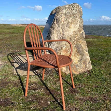 FAUTEUIL URBAIN DESIGN ET MODERNE SERIA
FAUTEUIL 1 PLACE POUR ESPACE EXTÉRIEUR OU TERRASSE DE JARDIN