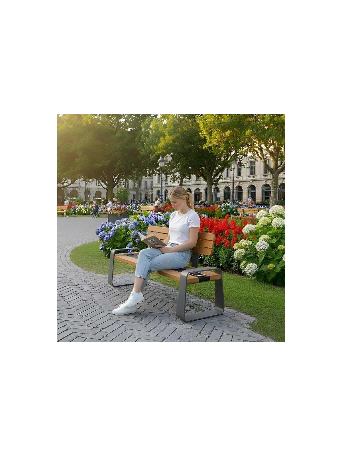 BANC DE VILLE BALI SOLAIRE CONNECTÉ MICROCUBO
BANC EXTÉRIEURE AVEC RECHERCHE SOLAIRE POUR COLLECTIVITÉ