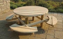 TABLE PIQUE NIQUE RONDE PRUNE