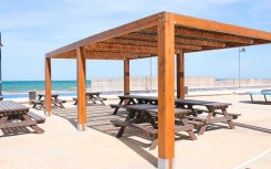 TABLE DE PIQUE NIQUE ÉCOLOGIQUE EN PLASTIQUE RECYCLE
TABLE URBAINE POUR ESPACE PUBLIC EXTERIEUR DE COLLECTIVITÉ