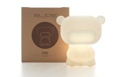 Light White
Lampe PURE blanche en forme d’ours – lampe design intérieure SLIDE