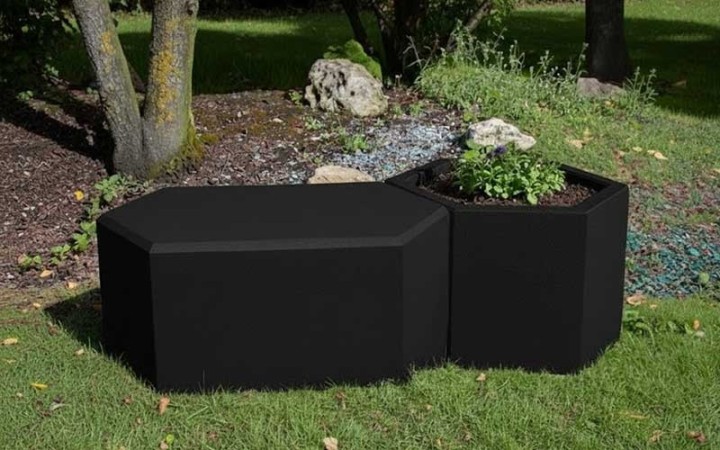 BANC MINI DESIGN NEULOGIC - NEUSUS URBAN
MOBILIER URBAIN EN PNEUS RECYCLÉ ÉCOLOGIQUE
BANQUETTE MODERNE POUR EXTÉRIEUR