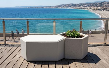 BANC MINI DESIGN NEULOGIC - NEUSUS URBAN
MOBILIER URBAIN EN PNEUS RECYCLÉ ÉCOLOGIQUE
BANQUETTE MODERNE POUR EXTÉRIEUR