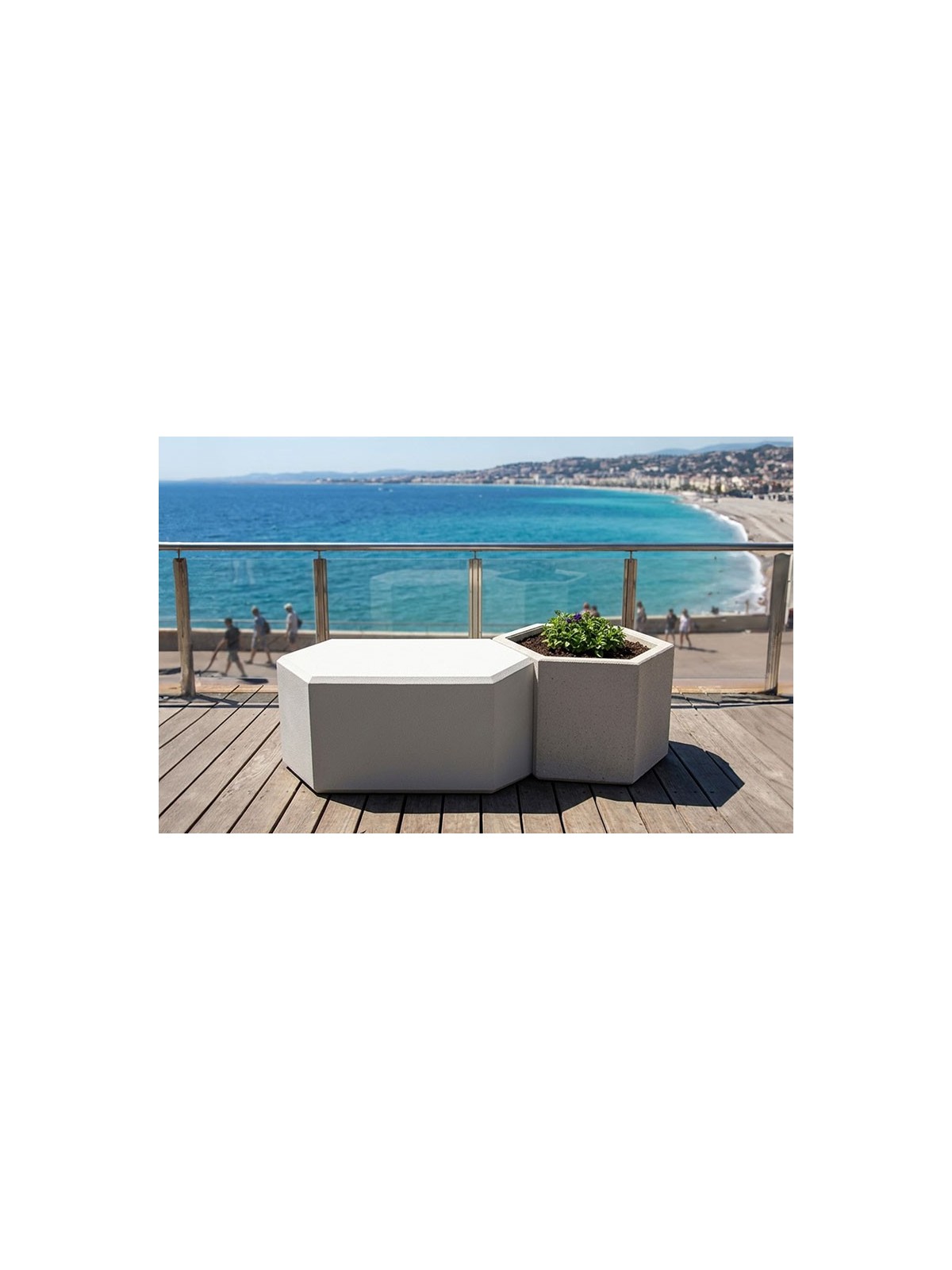 BANC MINI DESIGN NEULOGIC - NEUSUS URBAN
MOBILIER URBAIN EN PNEUS RECYCLÉ ÉCOLOGIQUE
BANQUETTE MODERNE POUR EXTÉRIEUR
