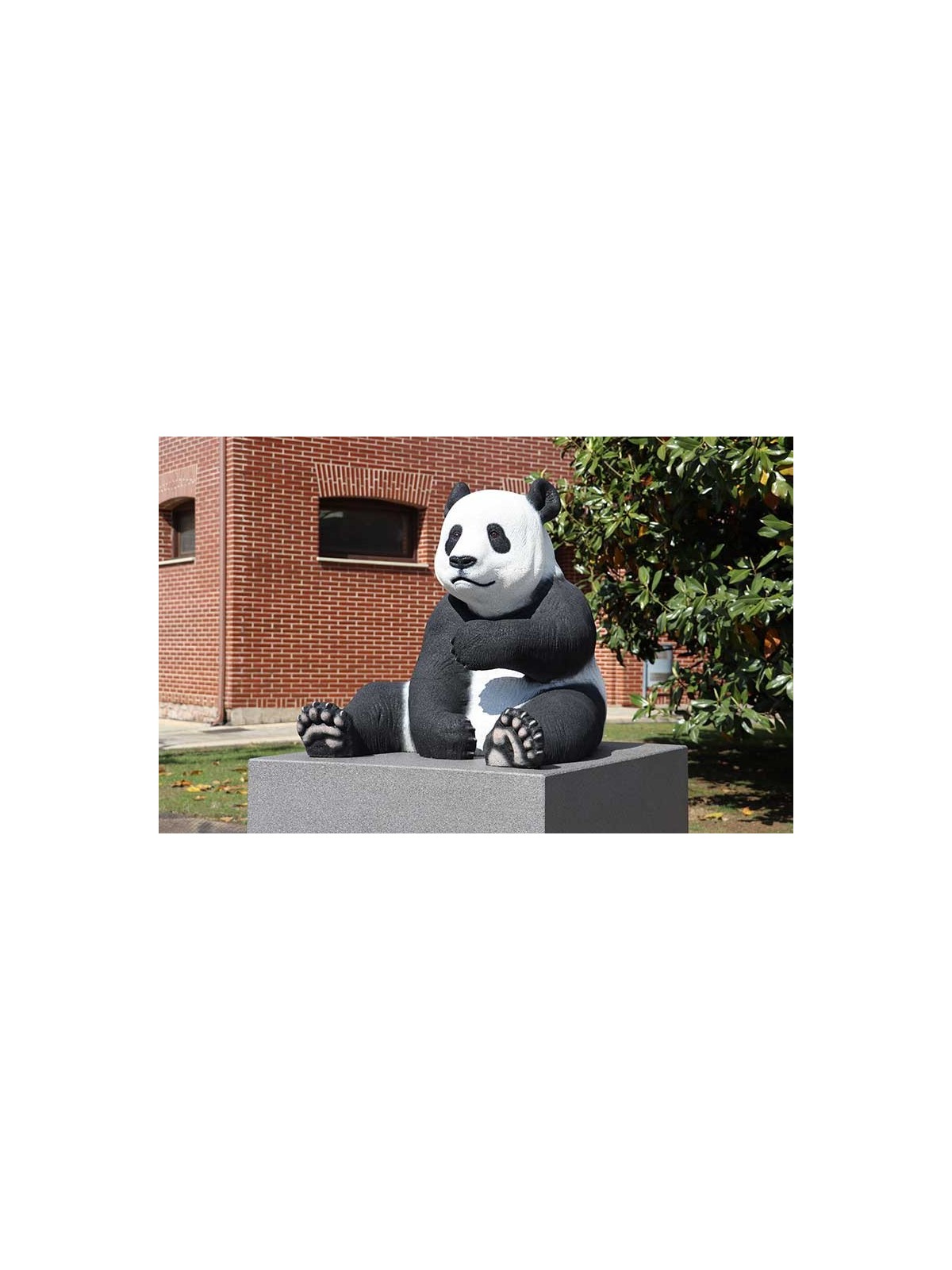SCULPTURE RECYCLÉ PANDA - NEUSUS URBAN
DÉCORATION EXTÉRIEURE RÉALISTE POUR ZOO ESPACE PUBLIC OU COURS EXTÉRIEURE